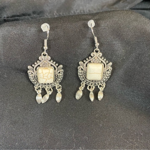 Jewelry - Boho Silver Filigree Dangle Earrings with Cream Stone